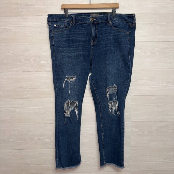 Torrid Women's Plus Size 20 Vintage Stretch Distressed Crop Boyfriend Jeans - Picture 2 of 7